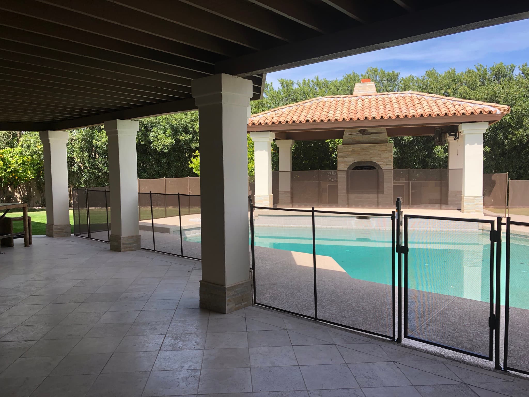 Self-latching pool fence gate installed — Clear Choice Pool Fence