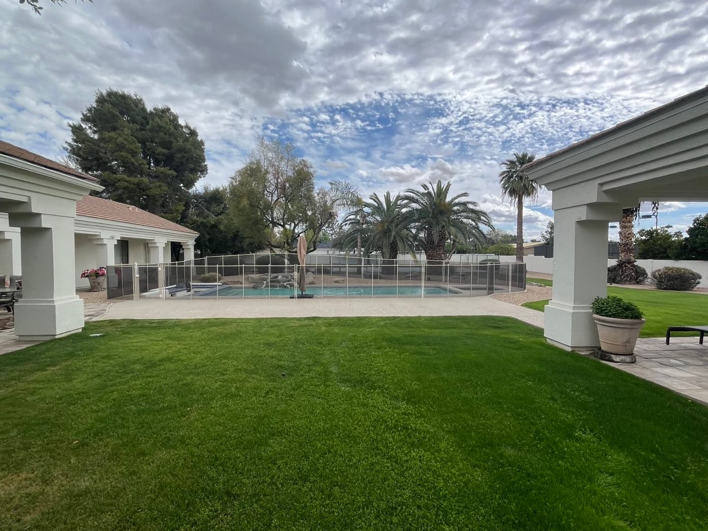 Removable pool fence around Arizona pool — Clear Choice Pool Fence